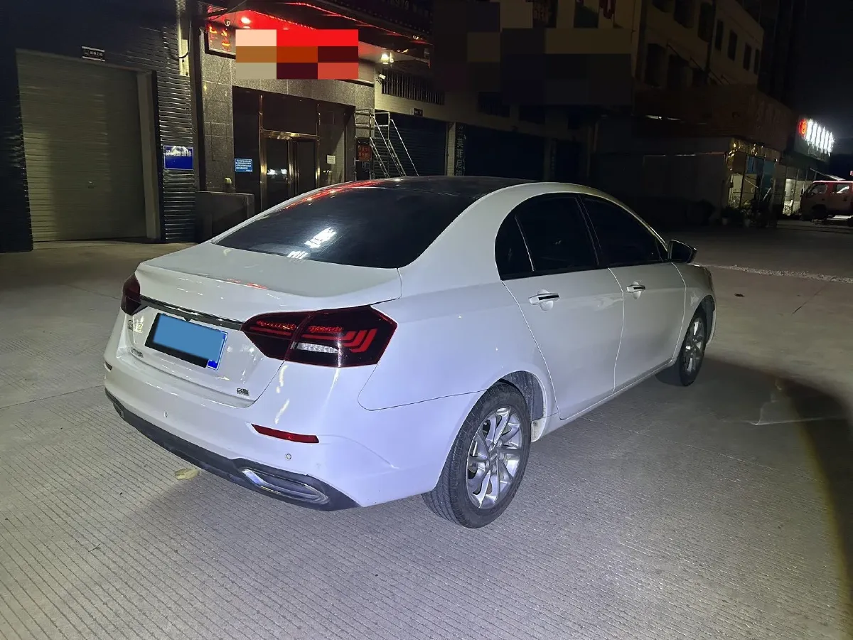 2021 BaoJun 530 1.5T 147HP L4 CVT,autocango,china used car exporter,china ev exporter,chinese used car exporter,chinese used ev exporter