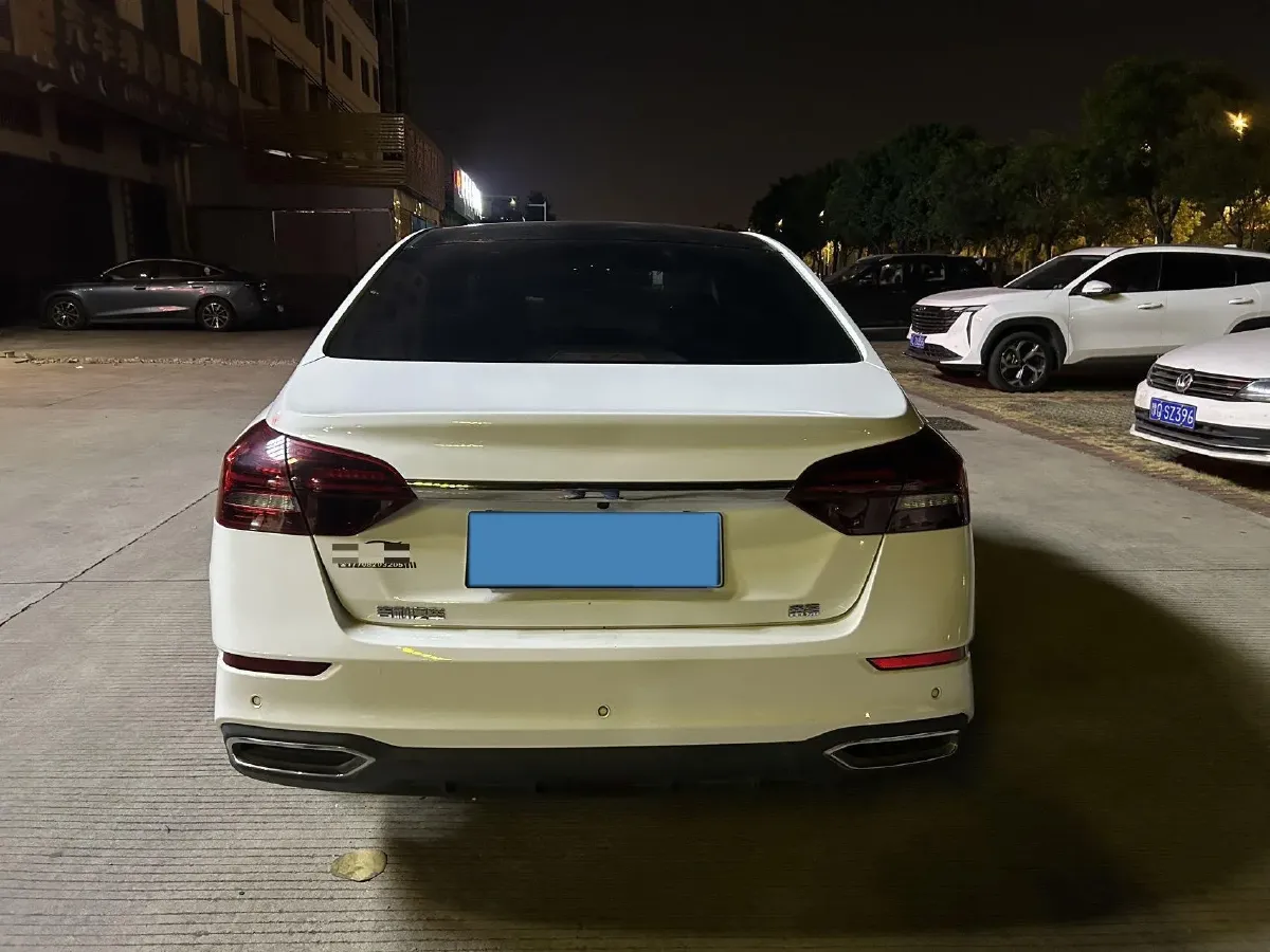 2021 BaoJun 530 1.5T 147HP L4 CVT,autocango,china used car exporter,china ev exporter,chinese used car exporter,chinese used ev exporter