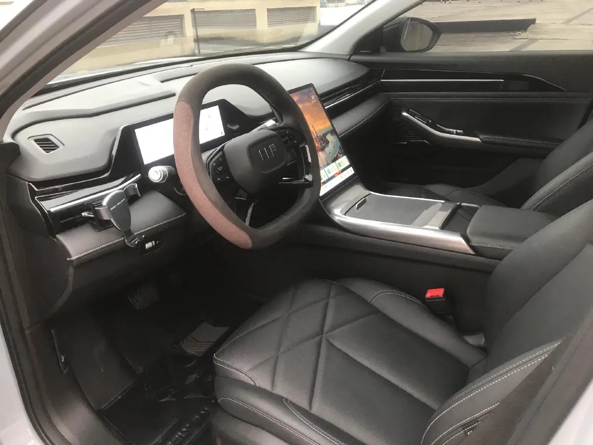 2024 Geely Galaxy L6 1.5T 163HP L4 3DHT PHEV,autocango,china used car exporter,china ev exporter,chinese used car exporter,chinese used ev exporter