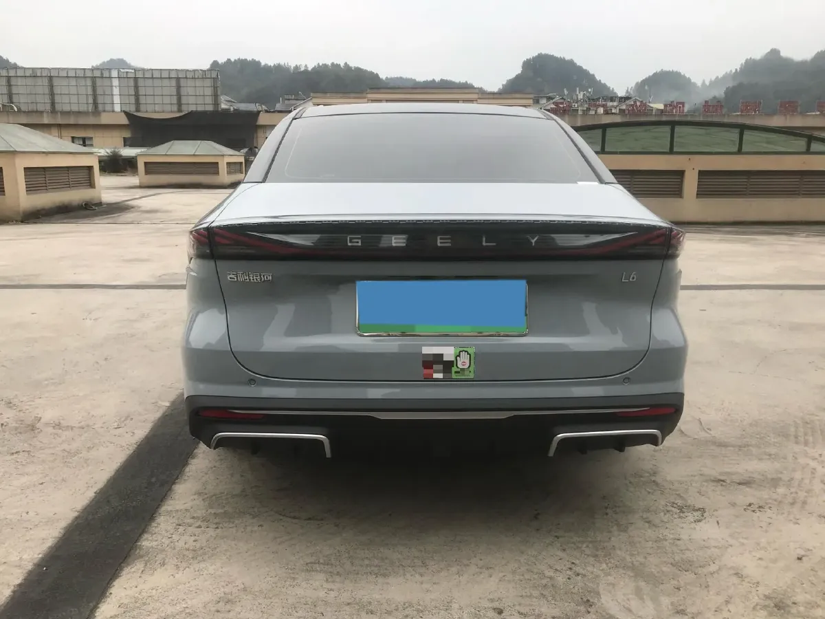 2024 Geely Galaxy L6 1.5T 163HP L4 3DHT PHEV,autocango,china used car exporter,china ev exporter,chinese used car exporter,chinese used ev exporter