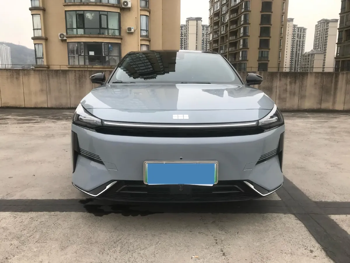 2024 Geely Galaxy L6 1.5T 163HP L4 3DHT PHEV,autocango,china used car exporter,china ev exporter,chinese used car exporter,chinese used ev exporter