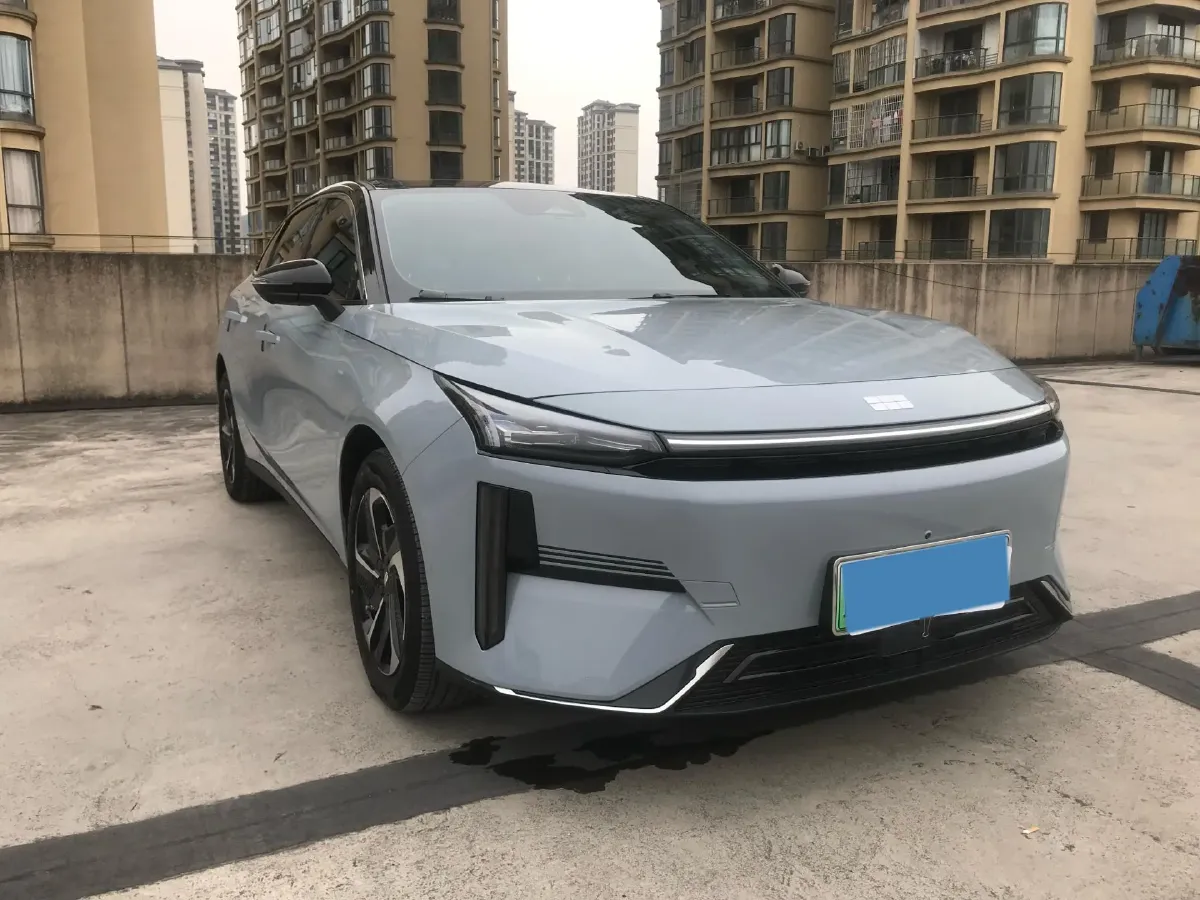 2024 Geely Galaxy L6 1.5T 163HP L4 3DHT PHEV,autocango,china used car exporter,china ev exporter,chinese used car exporter,chinese used ev exporter
