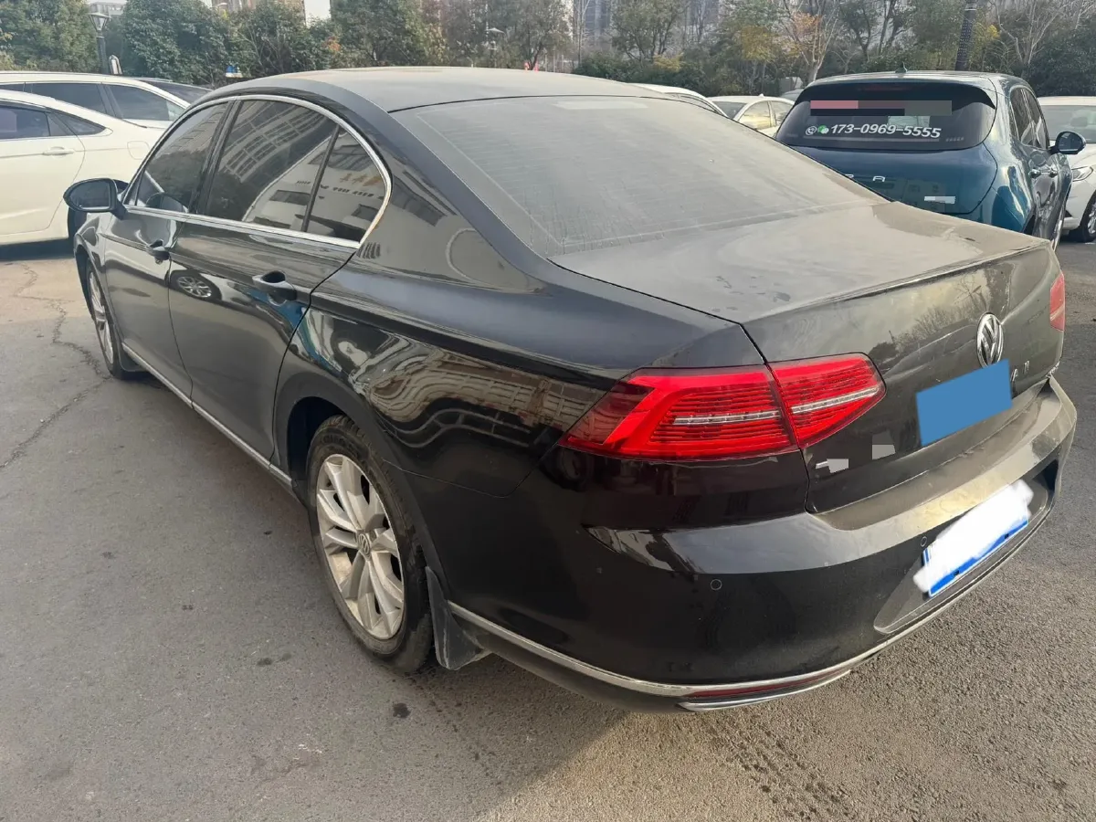 2018 Volkswagen Magotan 1.8T 180HP L4 7DCT,autocango,china used car exporter,china ev exporter,chinese used car exporter,chinese used ev exporter