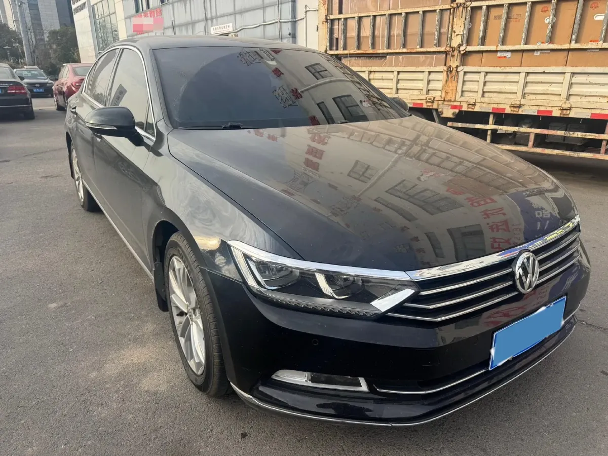 2018 Volkswagen Magotan 1.8T 180HP L4 7DCT,autocango,china used car exporter,china ev exporter,chinese used car exporter,chinese used ev exporter