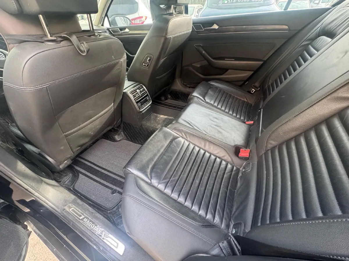 2018 Volkswagen Magotan 1.8T 180HP L4 7DCT,autocango,china used car exporter,china ev exporter,chinese used car exporter,chinese used ev exporter