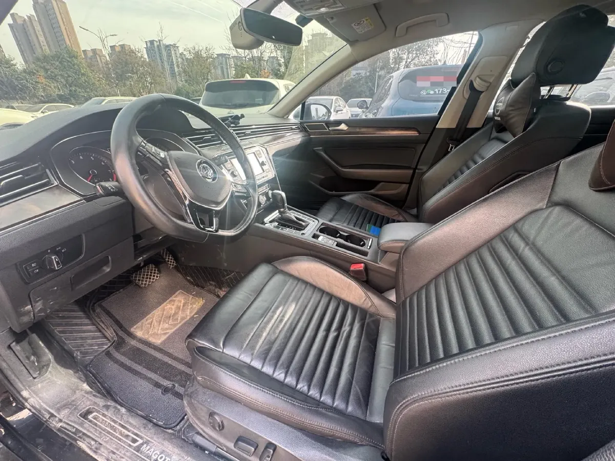 2018 Volkswagen Magotan 1.8T 180HP L4 7DCT,autocango,china used car exporter,china ev exporter,chinese used car exporter,chinese used ev exporter