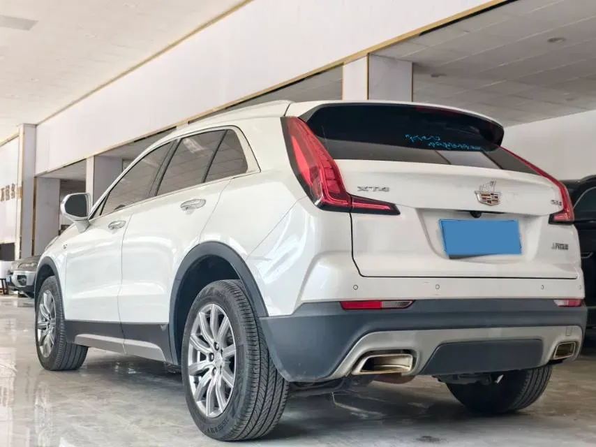 2021 Cadillac XT4 2.0T 237HP L4 9AT,autocango,china used car exporter,china ev exporter,chinese used car exporter,chinese used ev exporter