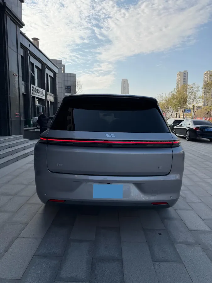 2024 Ford Bronco 2.3T 275HP L4 10AT,autocango,china used car exporter,china ev exporter,chinese used car exporter,chinese used ev exporter