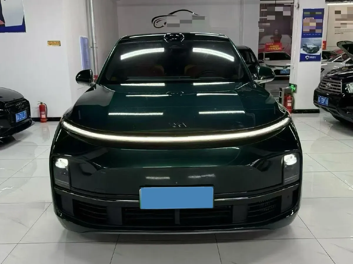 2022 Li L9 Range Extended 154HP REEV 42.6KWH,autocango,china used car exporter,china ev exporter,chinese used car exporter,chinese used ev exporter
