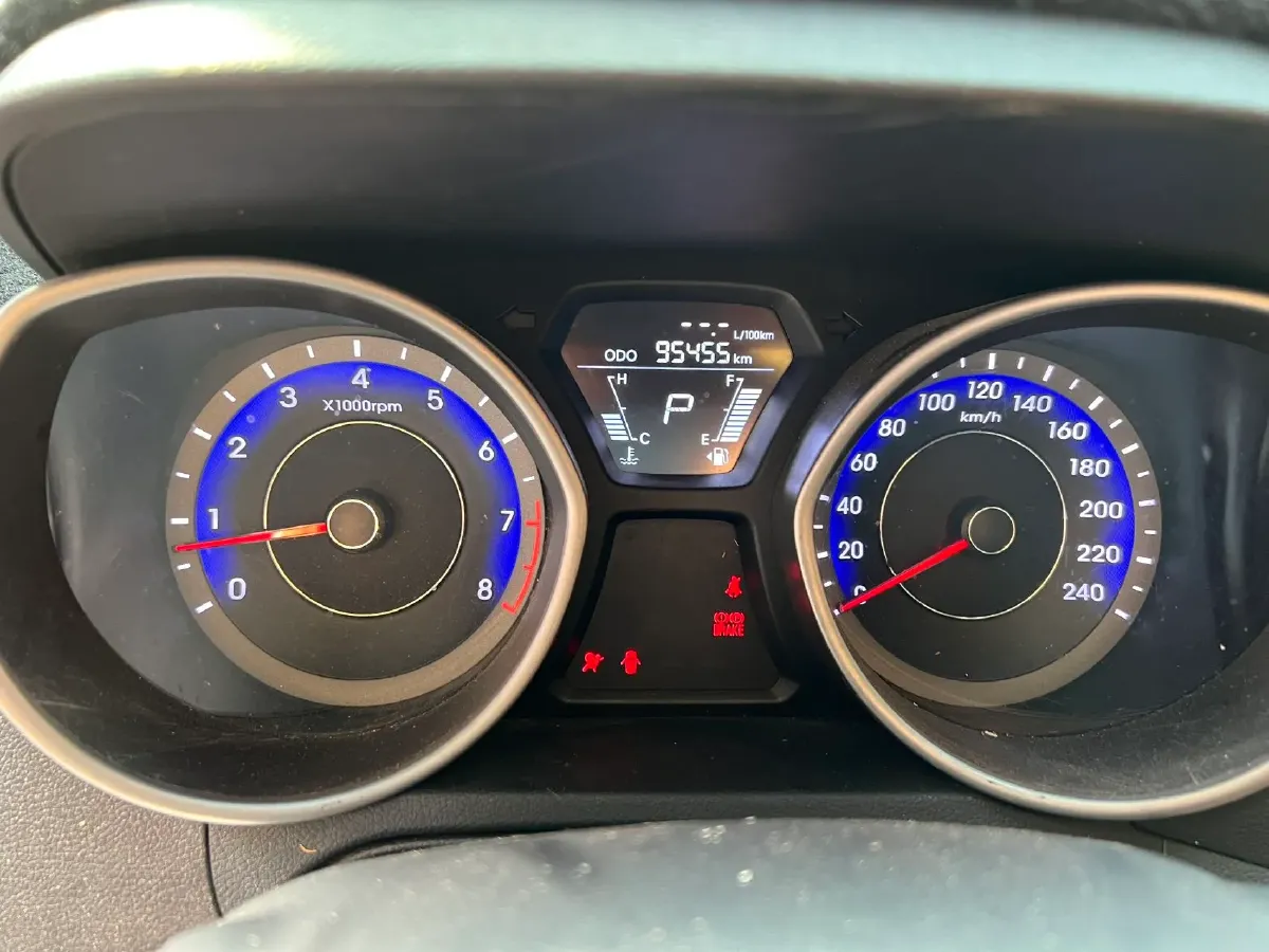 2016 Hyundai Elantra 1.6L 128HP L4 6AT,autocango,china used car exporter,china ev exporter,chinese used car exporter,chinese used ev exporter