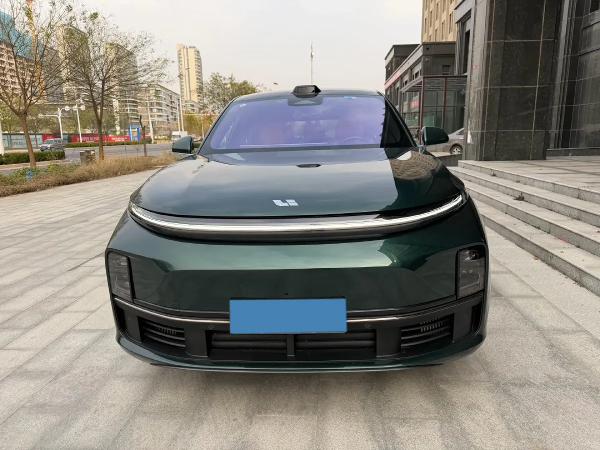 2024 Li L8 Range Extended 154HP REEV 42.8KWH,autocango,china used car exporter,china ev exporter,chinese used car exporter,chinese used ev exporter