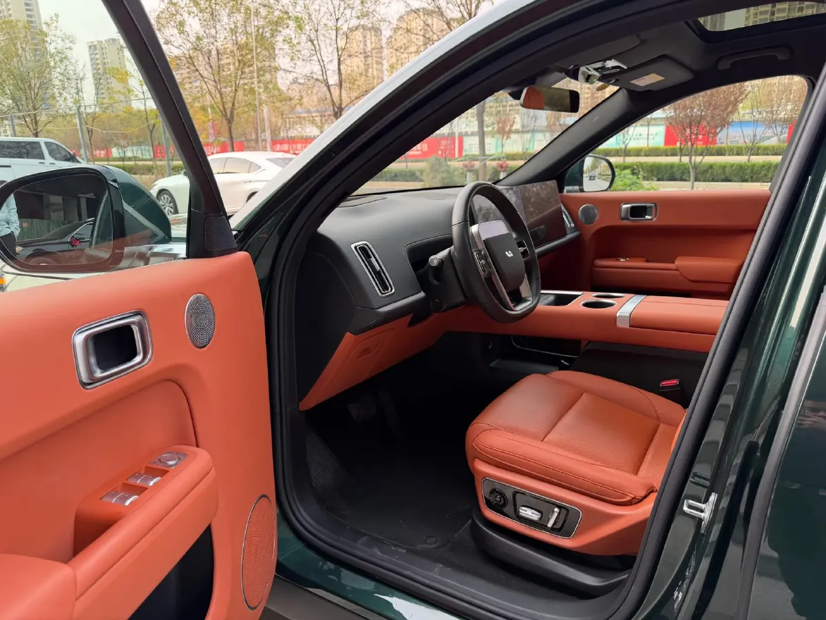 2024 Li L8 Range Extended 154HP REEV 42.8KWH,autocango,china used car exporter,china ev exporter,chinese used car exporter,chinese used ev exporter