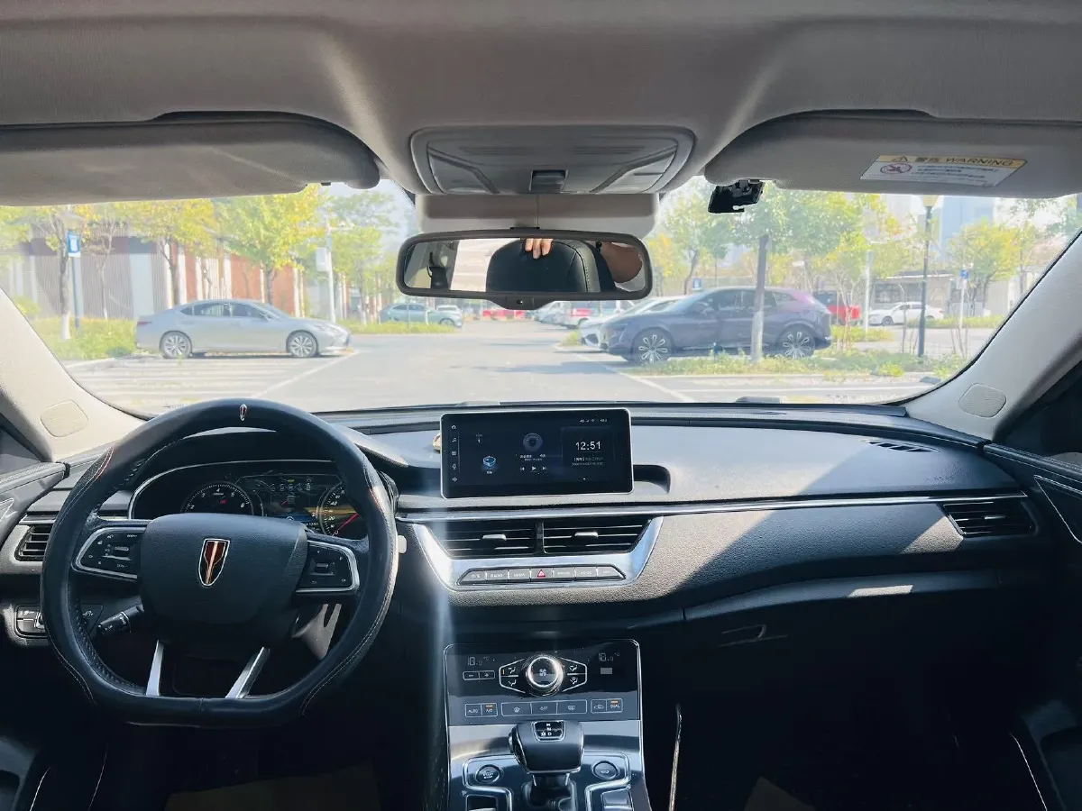 2020 HongQi H5 1.8T 197HP L4 6AT,autocango,china used car exporter,china ev exporter,chinese used car exporter,chinese used ev exporter