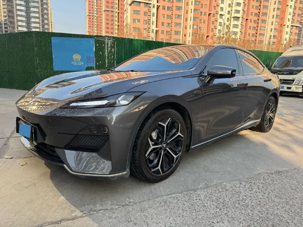 2025 Deepal SL03 1.5L 95HP L4 REEV 18.99KWH