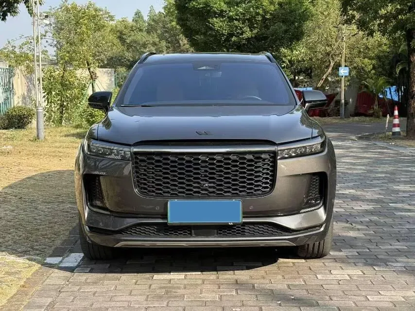 2021 Li ONE Range Extended 131HP REEV 40.5KWH,autocango,china used car exporter,china ev exporter,chinese used car exporter,chinese used ev exporter