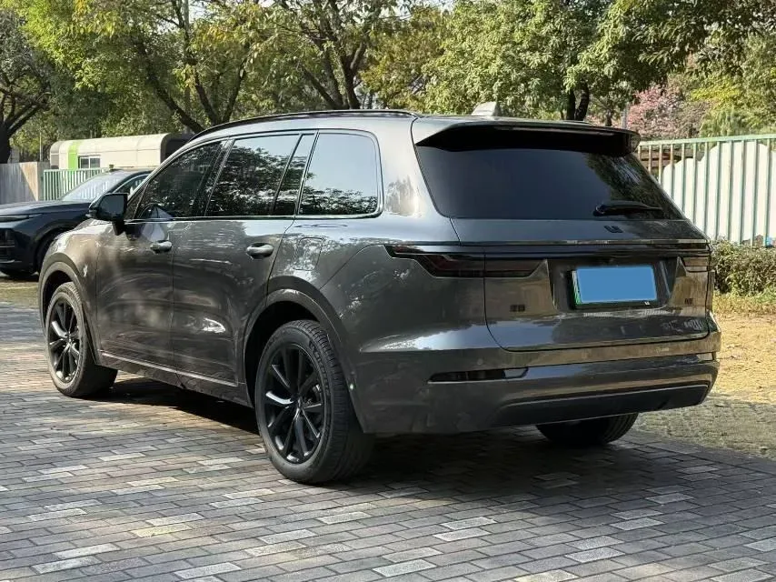 2021 Li ONE Range Extended 131HP REEV 40.5KWH,autocango,china used car exporter,china ev exporter,chinese used car exporter,chinese used ev exporter