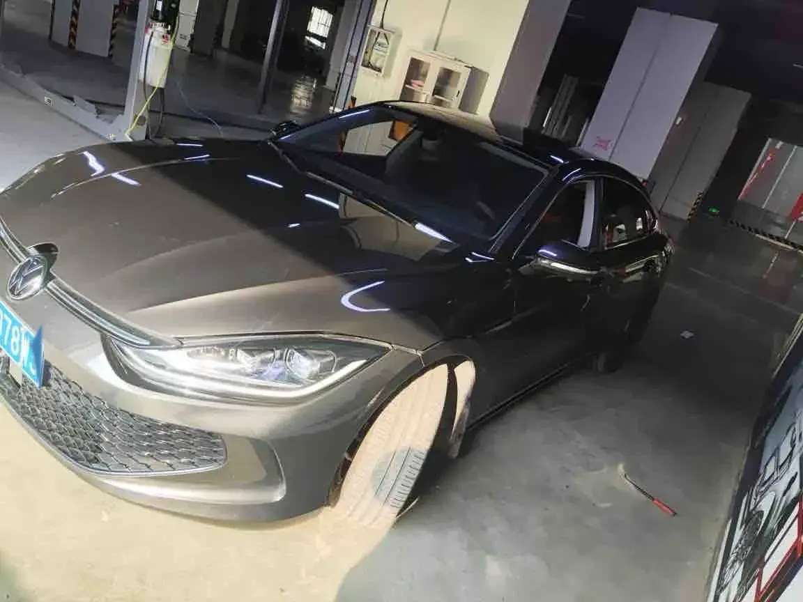 2022 Volkswagen Lavida 1.4T 150HP L4 7DCT 2022 Volkswagen Lavida 1.4T 150HP L4 7DCT