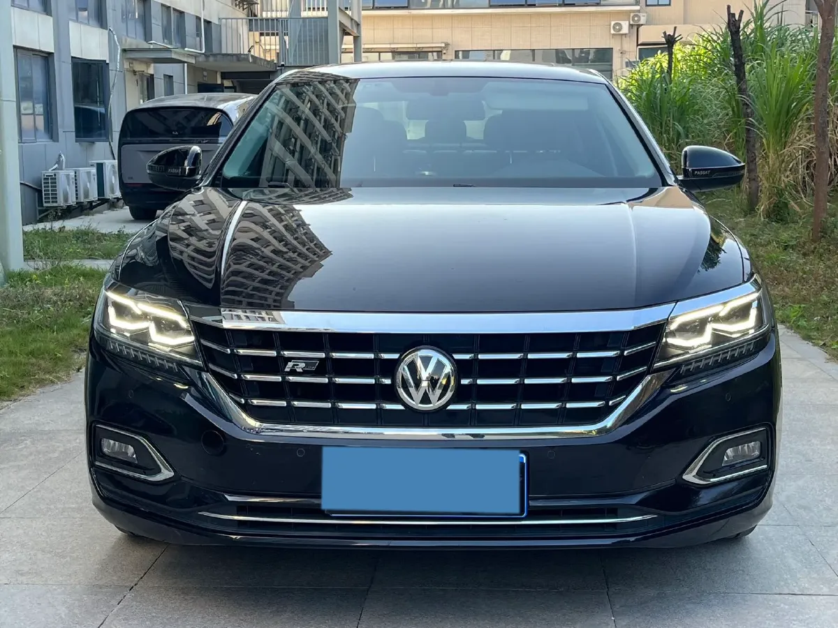 2019 Volvo V40 1.5T 152HP L4 6AT,autocango,china used car exporter,china ev exporter,chinese used car exporter,chinese used ev exporter