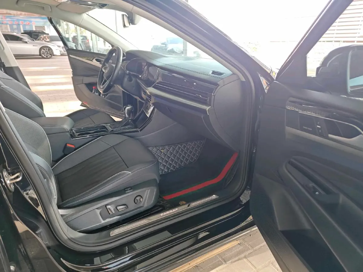 2021 Volkswagen Passat 2.0T 220HP L4 7DCT,autocango,china used car exporter,china ev exporter,chinese used car exporter,chinese used ev exporter