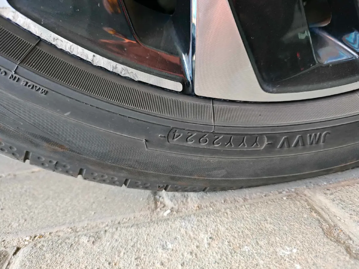 2021 Volkswagen Passat 2.0T 220HP L4 7DCT,autocango,china used car exporter,china ev exporter,chinese used car exporter,chinese used ev exporter