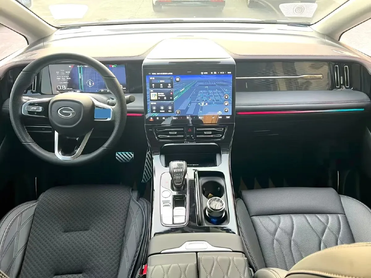 2024 GAC Trumpchi M8 2.0T 252HP L4 8AT,autocango,china used car exporter,china ev exporter,chinese used car exporter,chinese used ev exporter