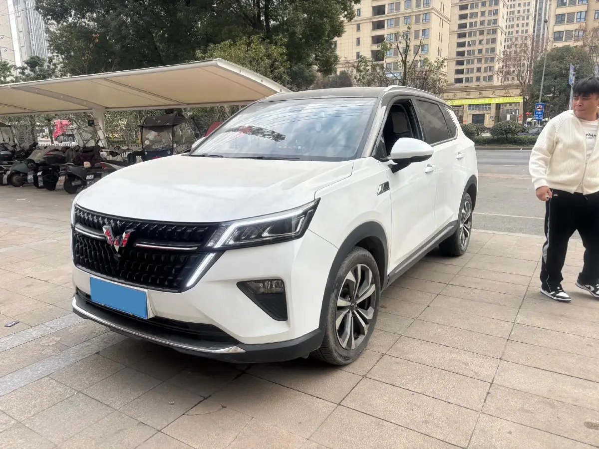 2021 WuLing XingChen 1.5T 147HP L4 CVT