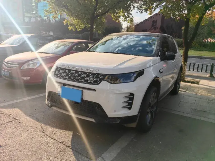 2024 Land Rover Discovery Sport 2.0T 249HP L4 9AT