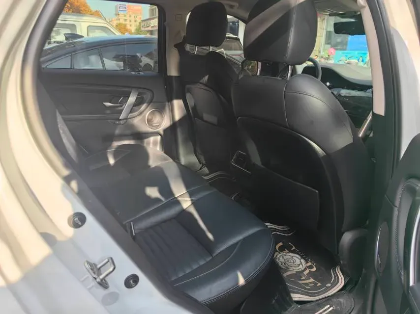 2024 Land Rover Discovery Sport 2.0T 249HP L4 9AT,autocango,china used car exporter,china ev exporter,chinese used car exporter,chinese used ev exporter