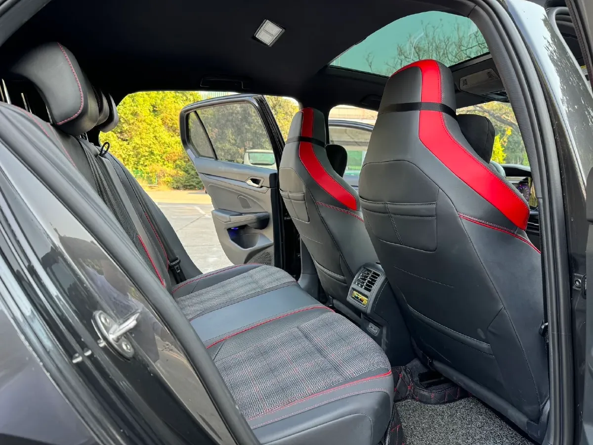 2021 Honda CR-V 1.5T 193HP L4 CVT,autocango,china used car exporter,china ev exporter,chinese used car exporter,chinese used ev exporter