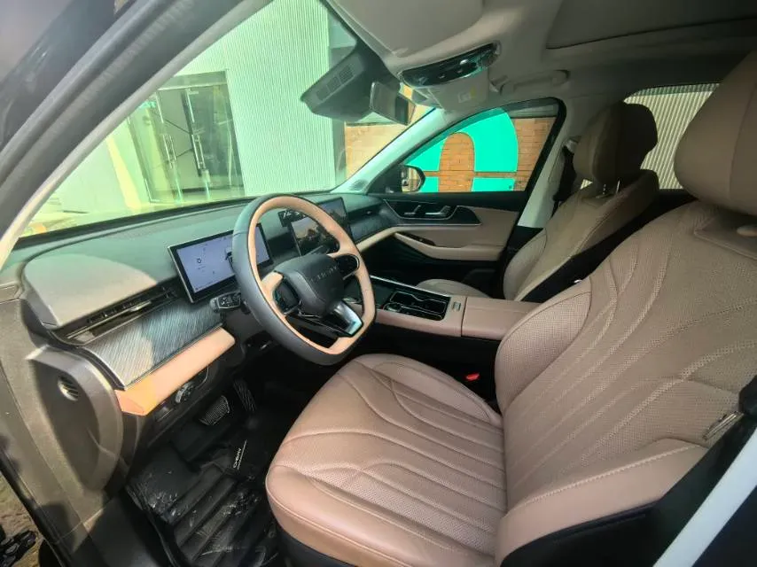 2024 Chery Tiggo8L 2.0T 254HP L4 8AT,autocango,china used car exporter,china ev exporter,chinese used car exporter,chinese used ev exporter