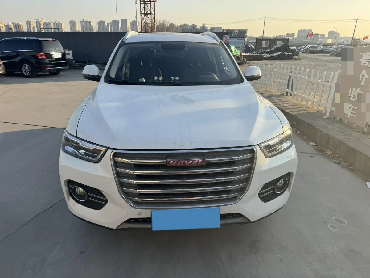 2017 Haval H6 2.0T 197HP L4 7DCT,autocango,china used car exporter,china ev exporter,chinese used car exporter,chinese used ev exporter