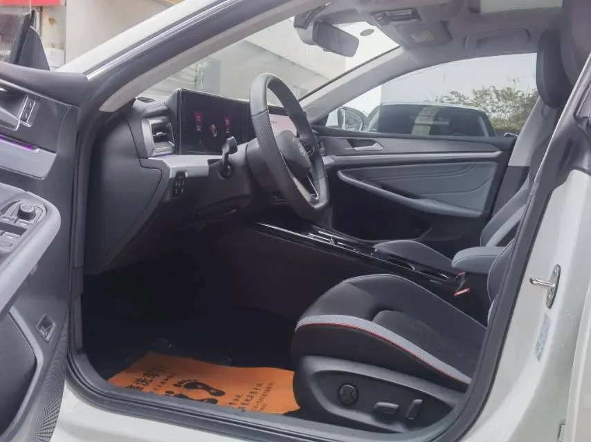 2024 Volkswagen Lamando 1.4T 150HP L4 7DCT,autocango,china used car exporter,china ev exporter,chinese used car exporter,chinese used ev exporter