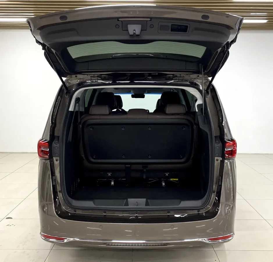 2022 Buick GL8 2.0T 237HP L4 9AT,autocango,china used car exporter,china ev exporter,chinese used car exporter,chinese used ev exporter