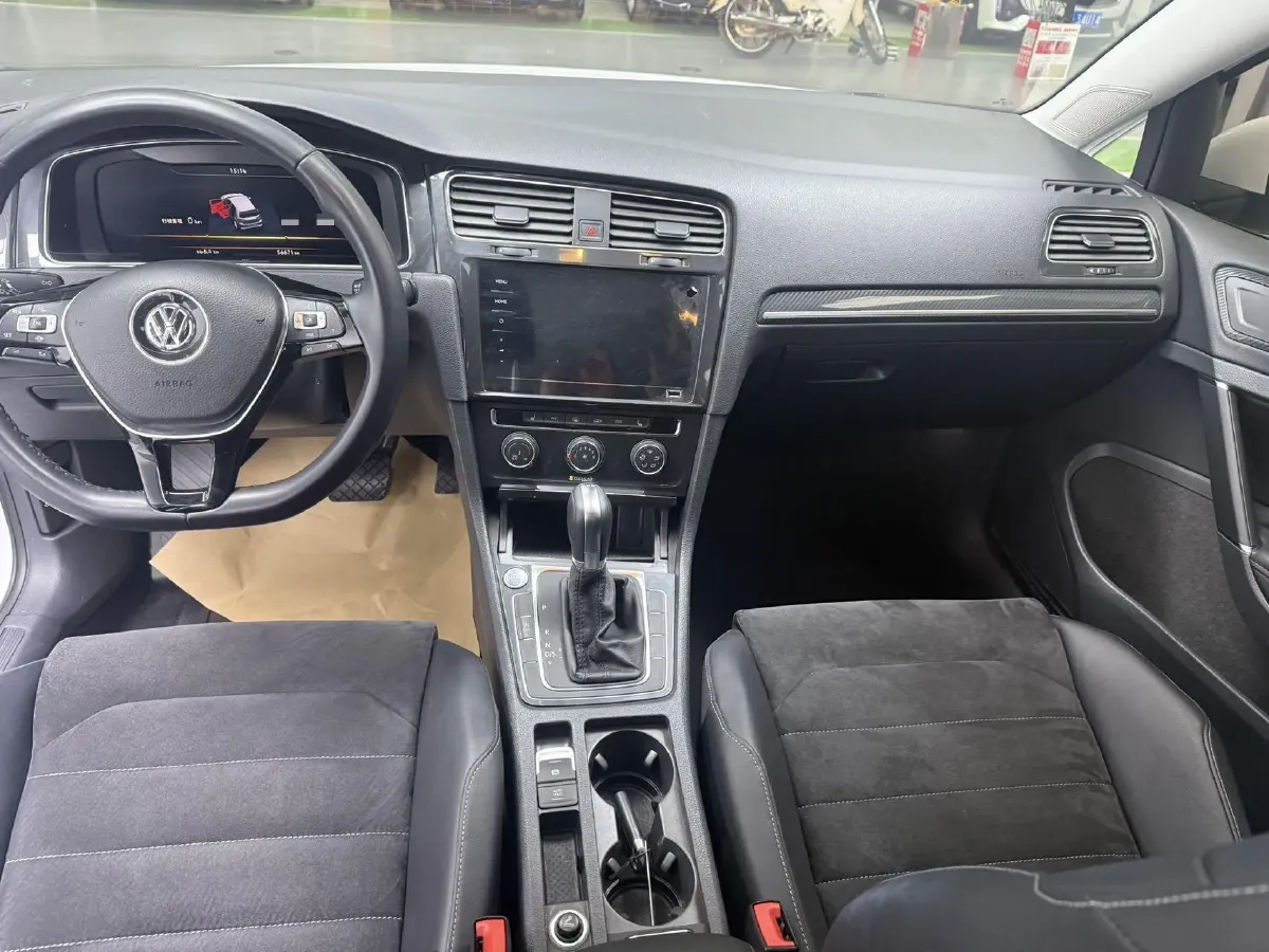 2020 Volkswagen Golf 1.4T 150HP L4 7DCT,autocango,china used car exporter,china ev exporter,chinese used car exporter,chinese used ev exporter