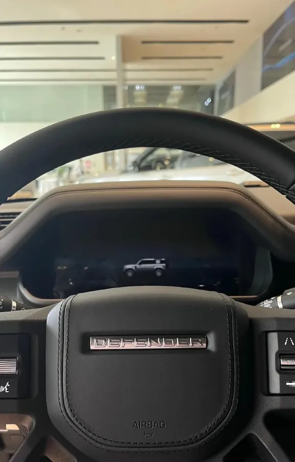 2025 Land Rover Defender 3.0T 400HP L6 8AT,autocango,china used car exporter,china ev exporter,chinese used car exporter,chinese used ev exporter