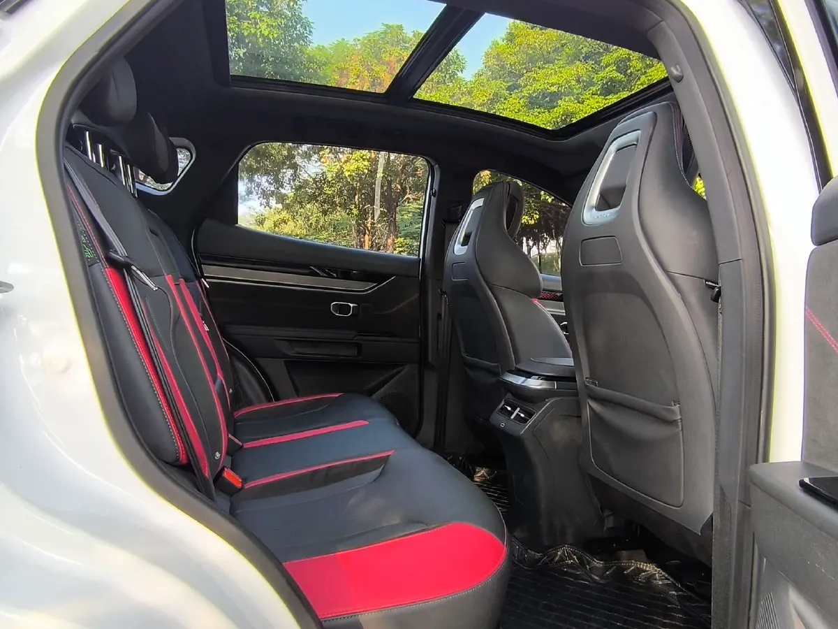 2022 Jetour DASHING 1.6T 197HP L4 7DCT,autocango,china used car exporter,china ev exporter,chinese used car exporter,chinese used ev exporter