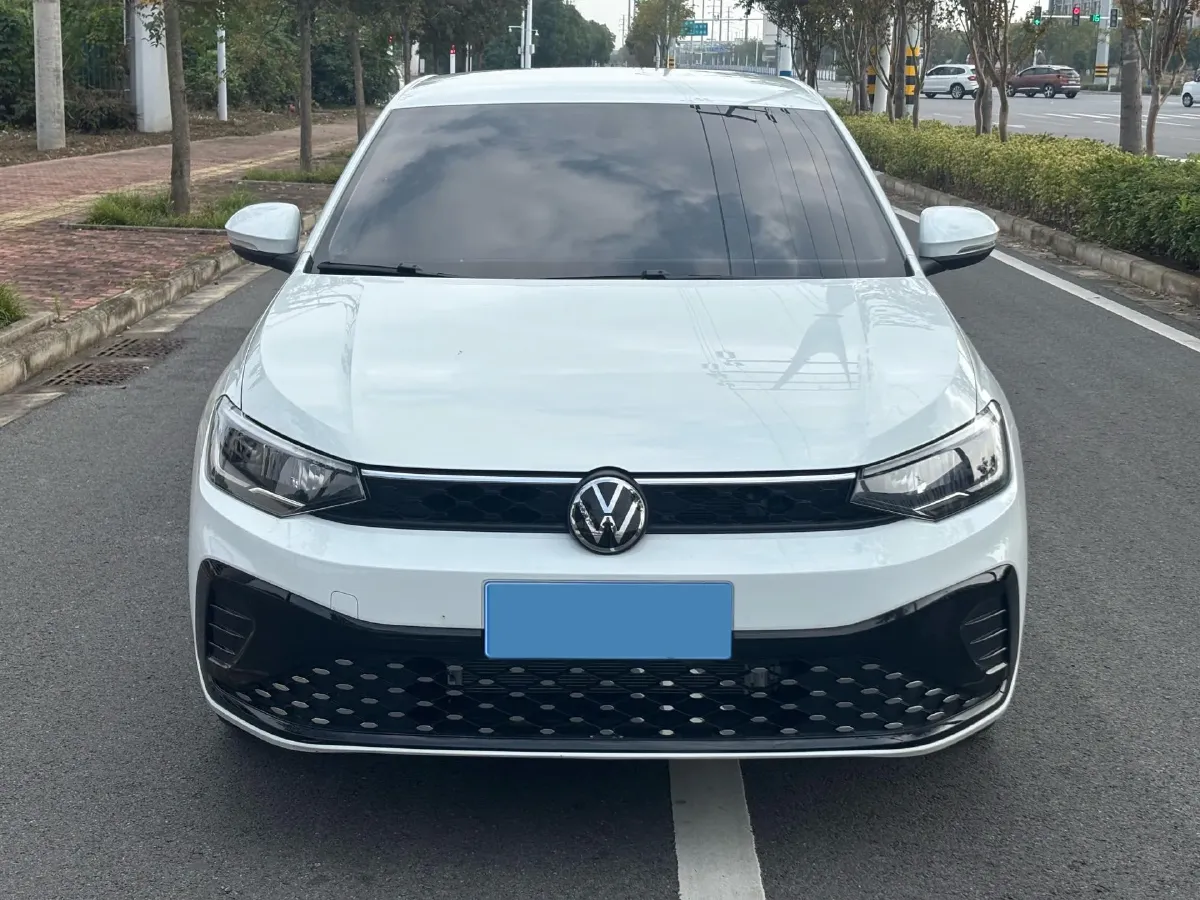 2023 Volkswagen Lavida 1.5L 110HP L4 6AT,autocango,china used car exporter,china ev exporter,chinese used car exporter,chinese used ev exporter