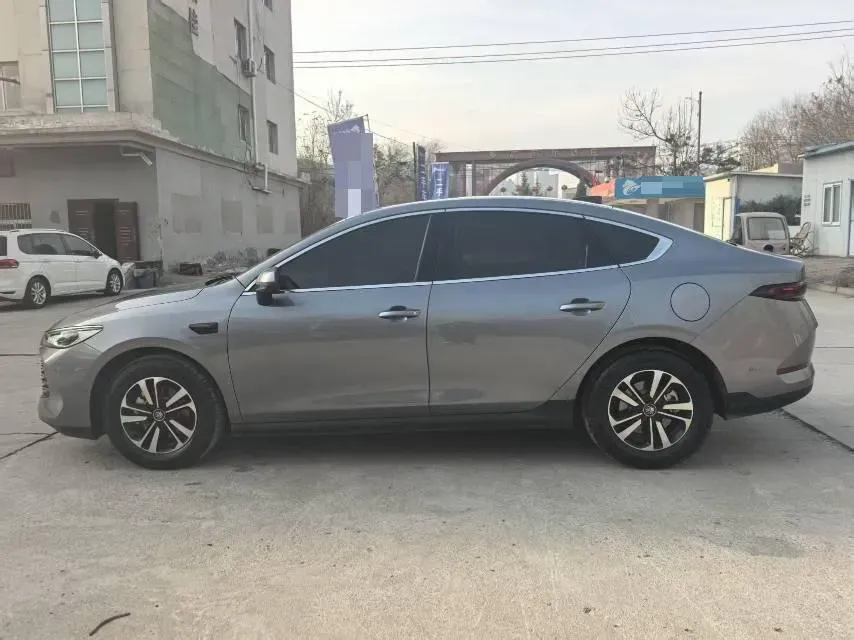 2025 BYD Qin Plus 1.5L 101HP L4 E-CVT PHEV 7.68KWH,autocango,china used car exporter,china ev exporter,chinese used car exporter,chinese used ev exporter