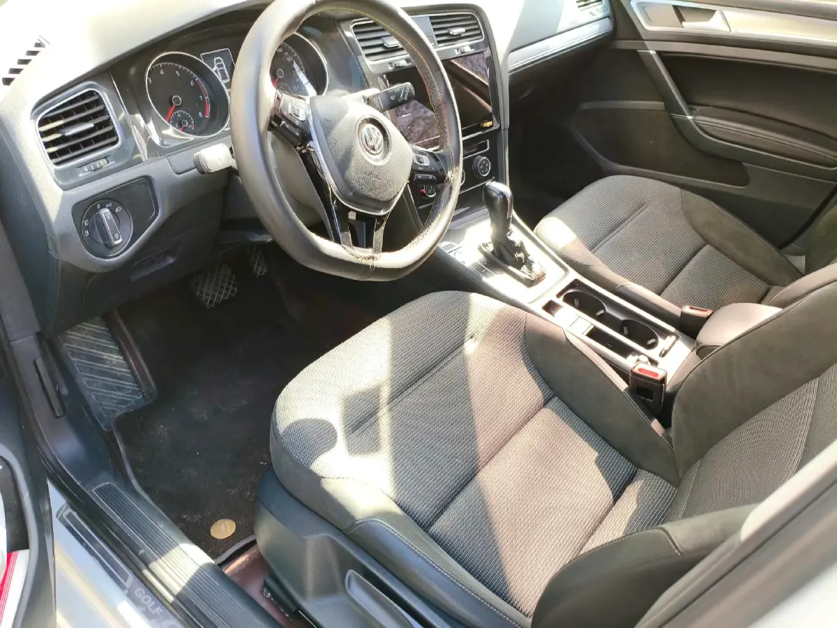 2020 Volkswagen Golf 1.4T 150HP L4 7DCT,autocango,china used car exporter,china ev exporter,chinese used car exporter,chinese used ev exporter