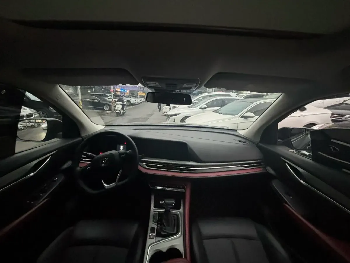 2022 ChangAn Oshan X7 Plus 1.5T 188HP L4 7DCT,autocango,china used car exporter,china ev exporter,chinese used car exporter,chinese used ev exporter