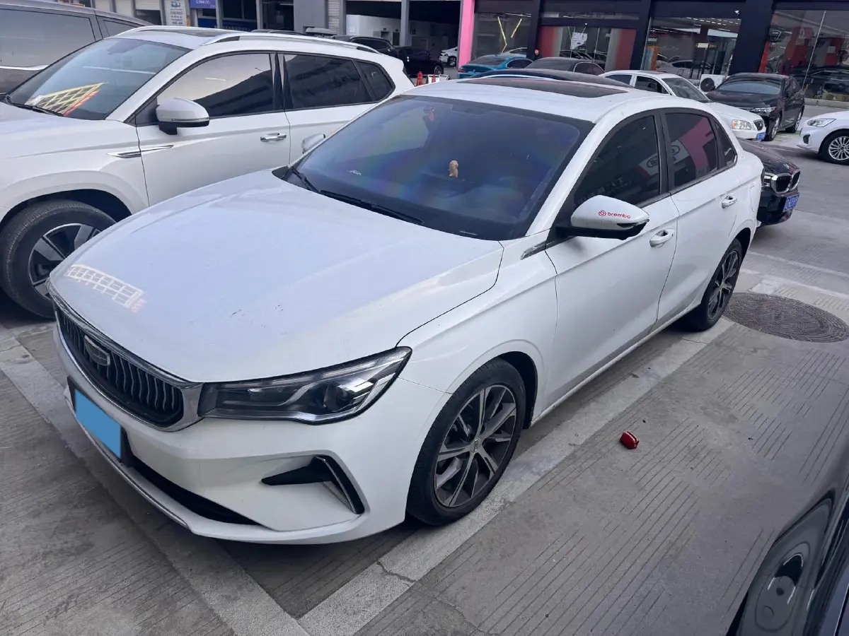 2022 Geely Emgrand 1.5L 114HP L4 CVT