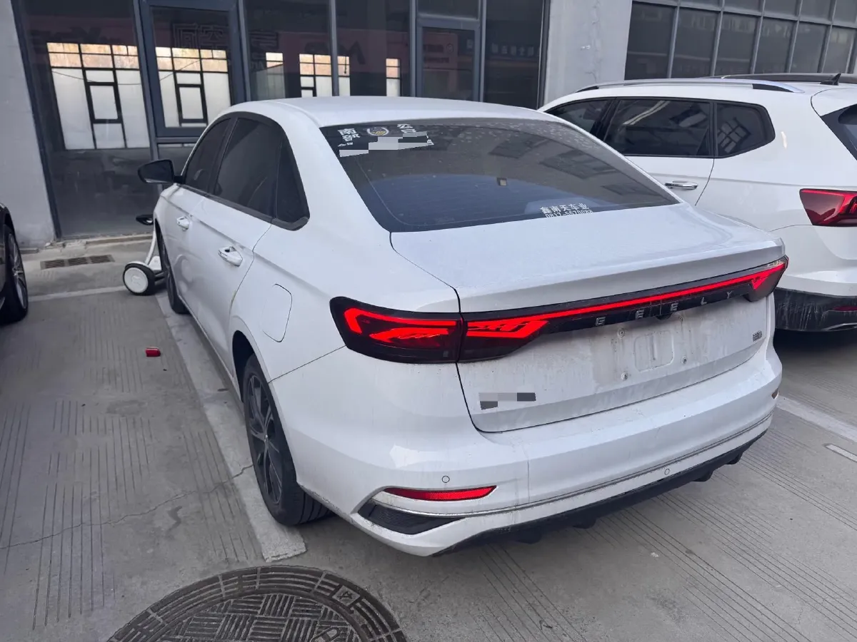2022 Geely Emgrand 1.5L 114HP L4 CVT,autocango,china used car exporter,china ev exporter,chinese used car exporter,chinese used ev exporter