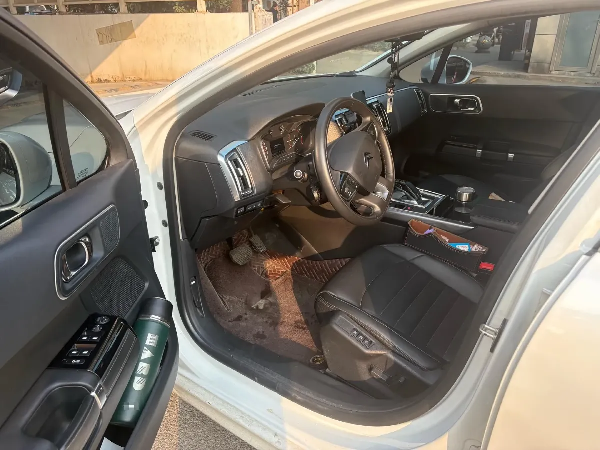 2021 Citroen C6 1.8T 211HP L4 8AT,autocango,china used car exporter,china ev exporter,chinese used car exporter,chinese used ev exporter