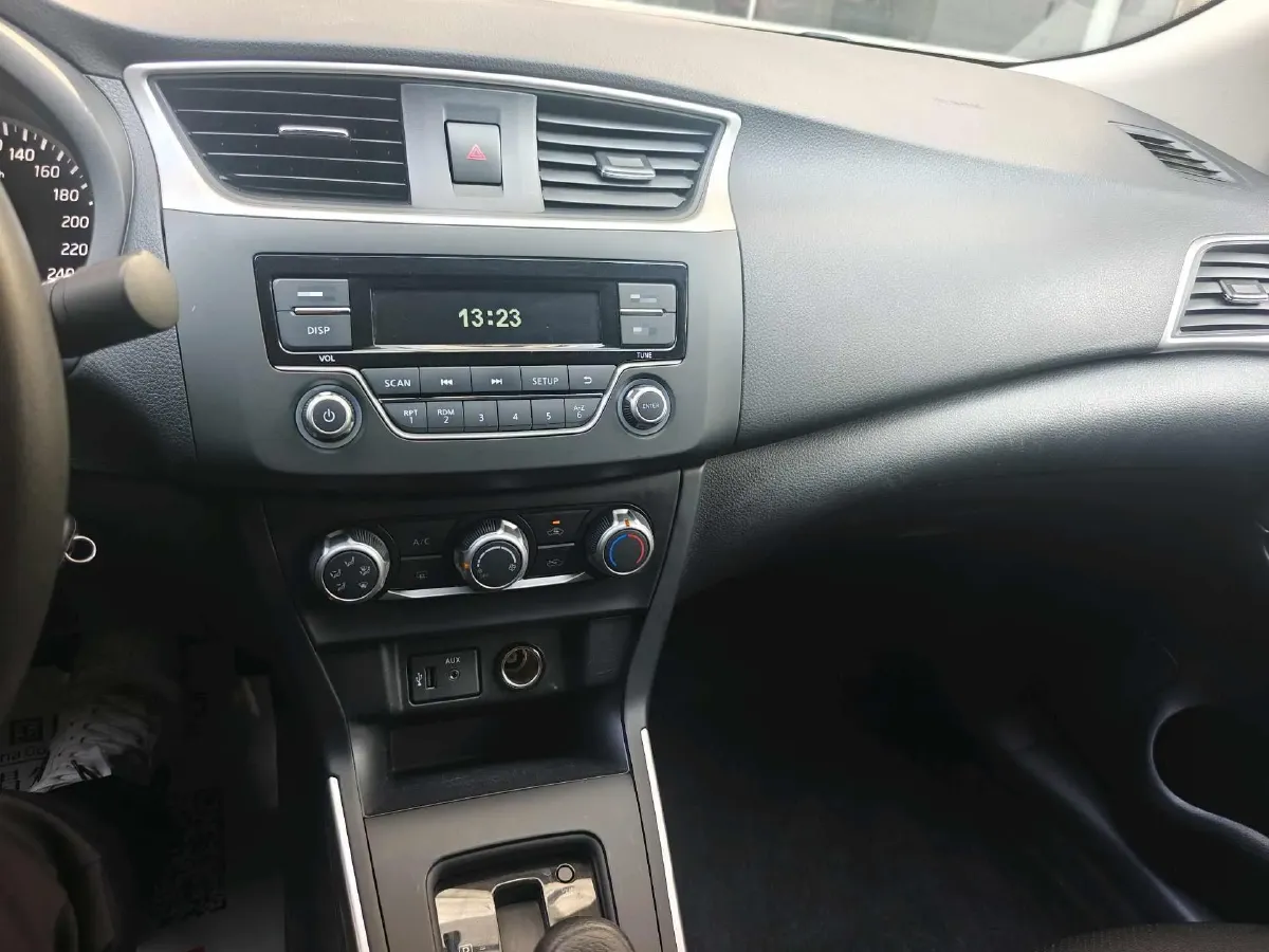 2022 Nissan Sylphy 1.6L 122HP L4 CVT,autocango,china used car exporter,china ev exporter,chinese used car exporter,chinese used ev exporter