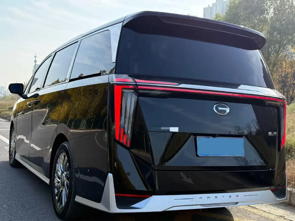 2023 GAC Trumpchi M8 2.0T 252HP L4 8AT,autocango,china used car exporter,china ev exporter,chinese used car exporter,chinese used ev exporter