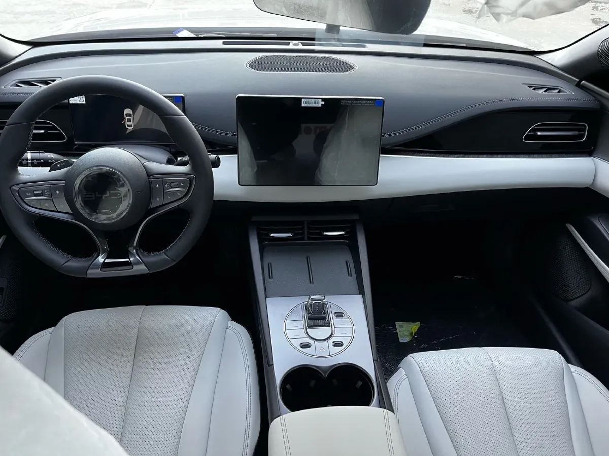 2025 BYD Seal06 1.5L 101HP L4 E-CVT PHEV 10.08KWH,autocango,china used car exporter,china ev exporter,chinese used car exporter,chinese used ev exporter