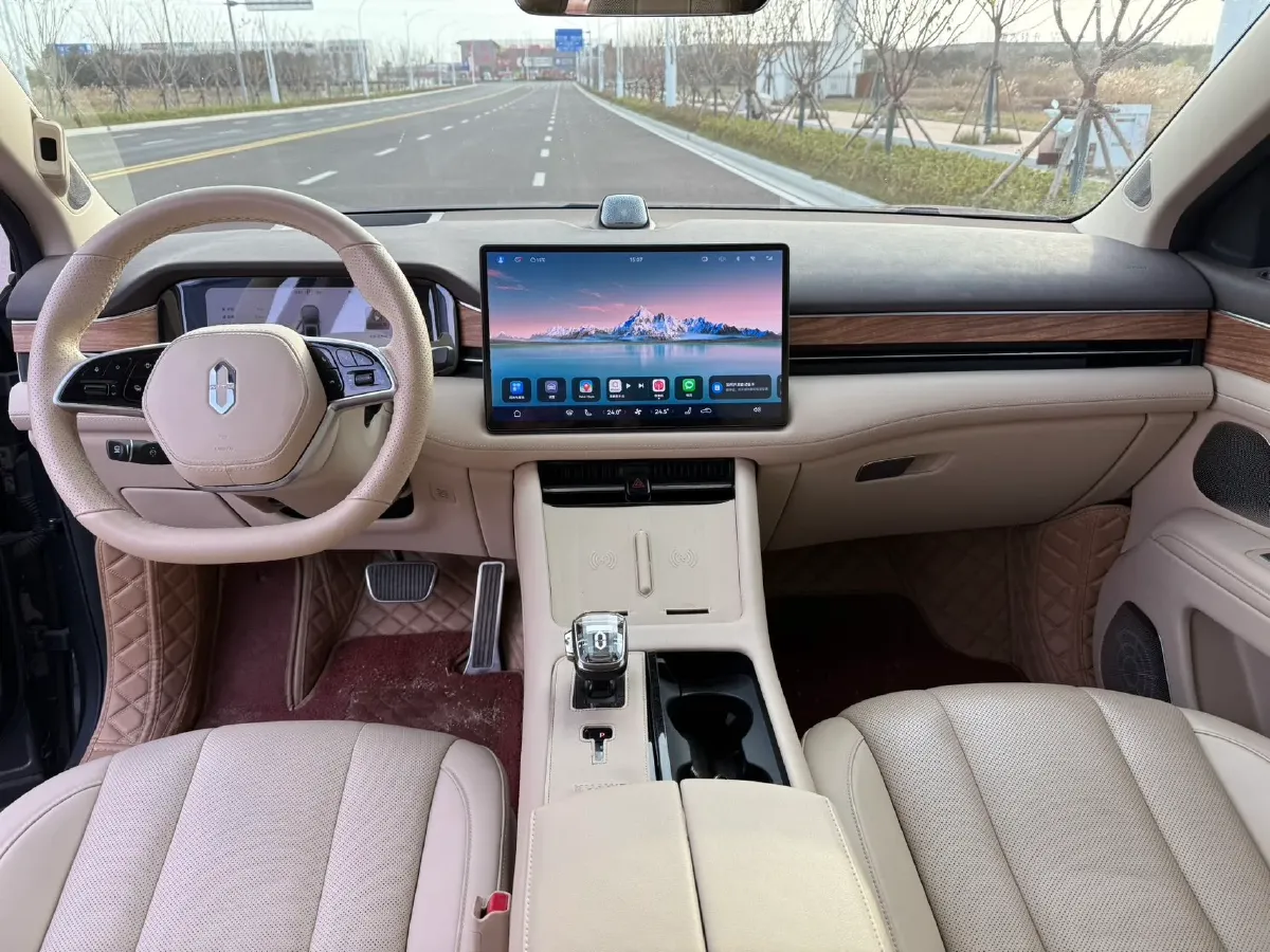 2024 Ford Transit 2.0T 143HP L4 9AT,autocango,china used car exporter,china ev exporter,chinese used car exporter,chinese used ev exporter