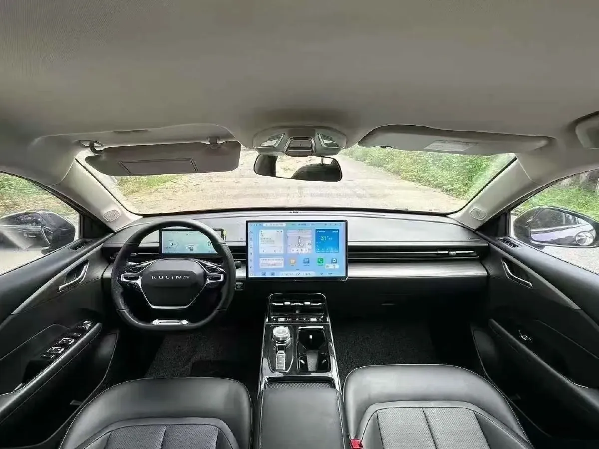 2024 WuLing XingGuang BEV 54.5KWH,autocango,china used car exporter,china ev exporter,chinese used car exporter,chinese used ev exporter