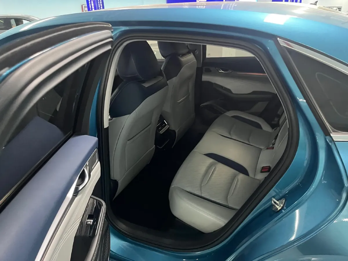 2021 Geely Preface 2.0T 190HP L4 7DCT,autocango,china used car exporter,china ev exporter,chinese used car exporter,chinese used ev exporter