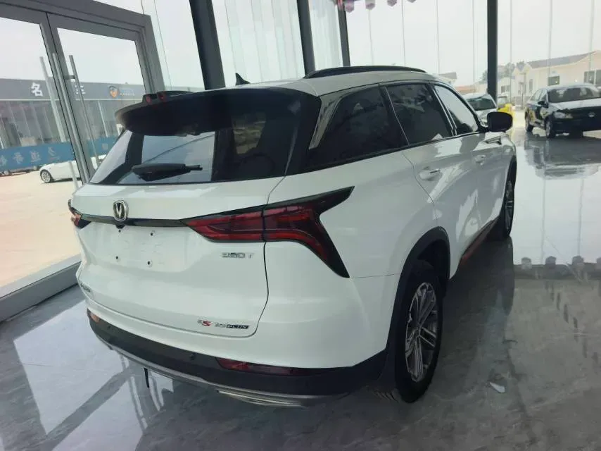 2022 ChangAn CS75 Plus 1.5T 178HP L4 6AT,autocango,china used car exporter,china ev exporter,chinese used car exporter,chinese used ev exporter